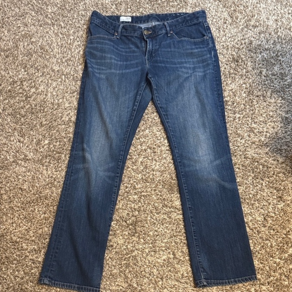 Classic Women's Straight Leg Jeans in Indigo